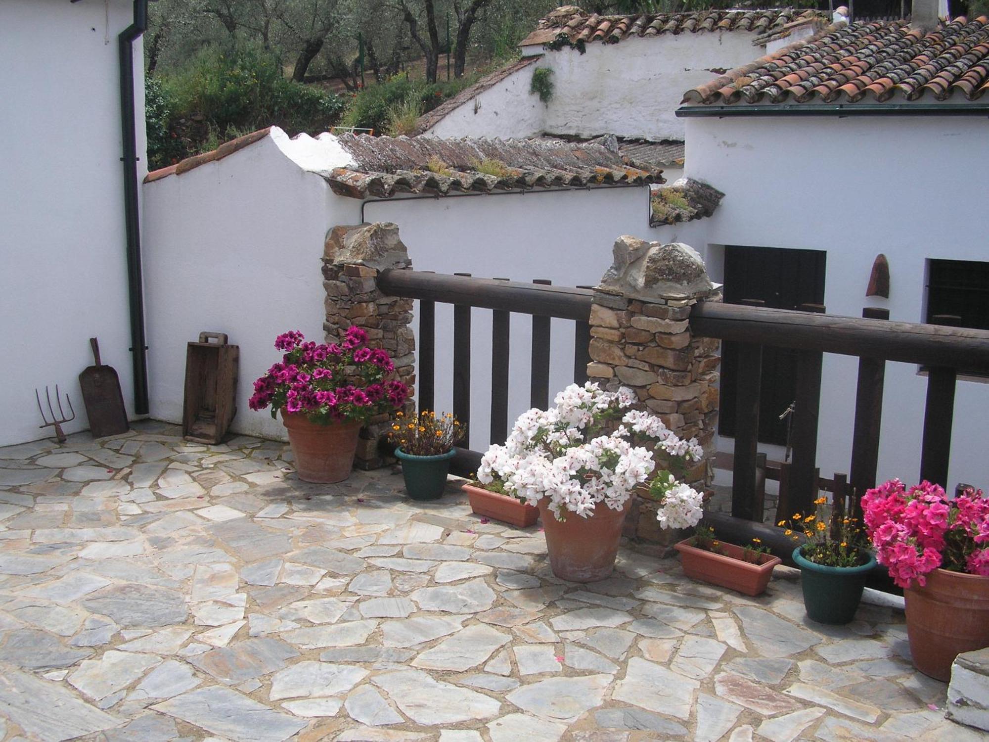 منزل الضيف Alanís  في Casa Rural Y Restaurante Casa Adriano المظهر الخارجي الصورة